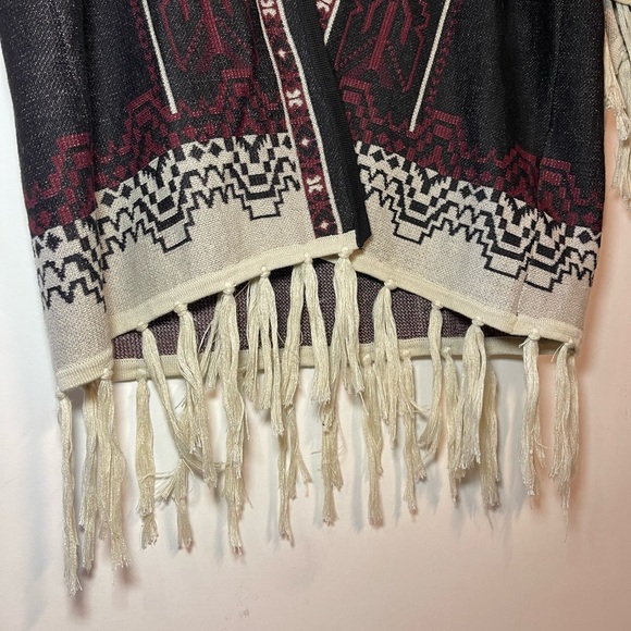 Forever 21 Women’s Western Sweater Shawl Wrap Size Oversized Medium - Picture 7 of 12